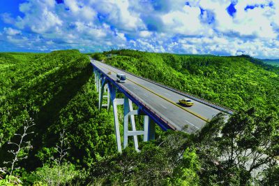 【高翔夜话】追车的人